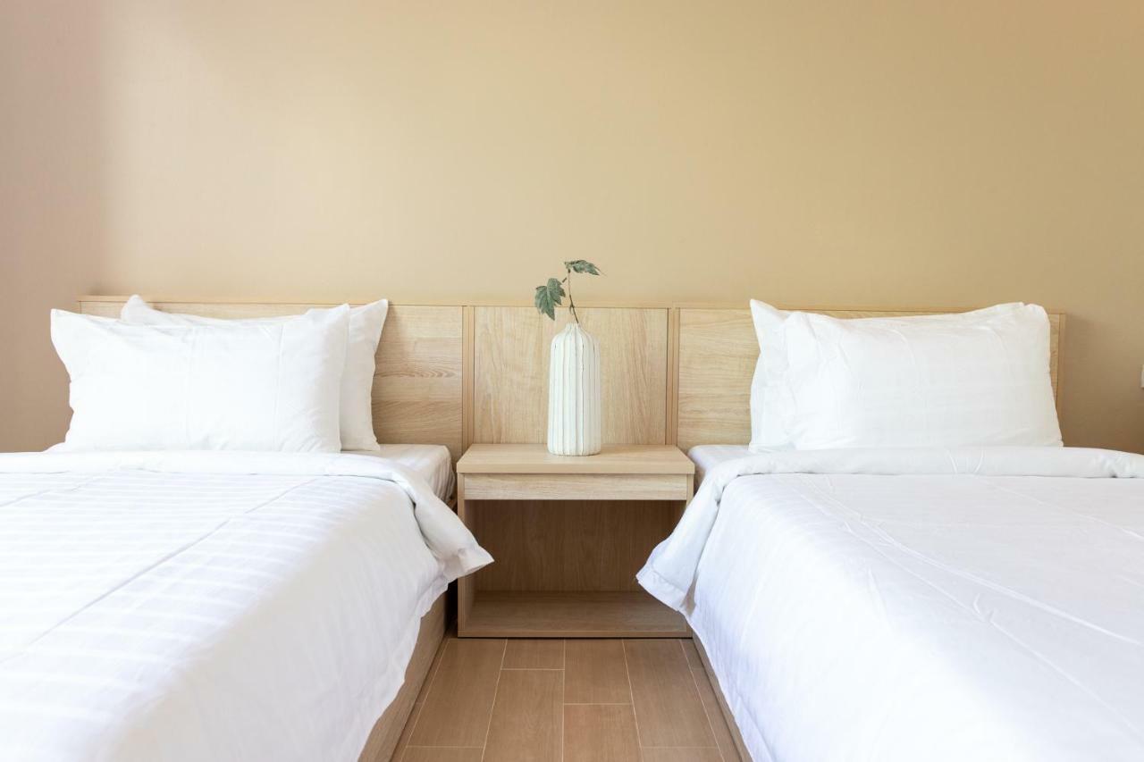 O2 Hotel Lopburi Ngoại thất bức ảnh