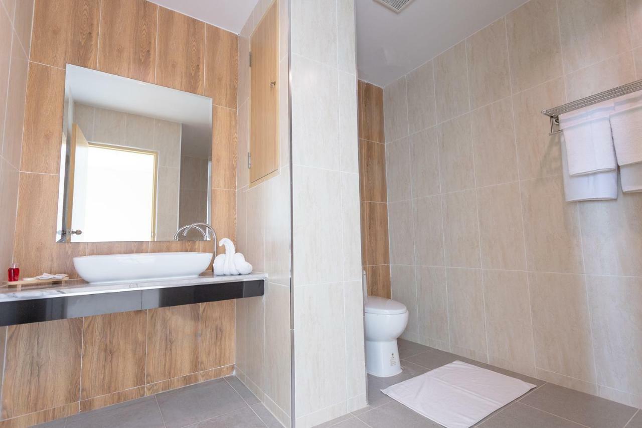 O2 Hotel Lopburi Ngoại thất bức ảnh