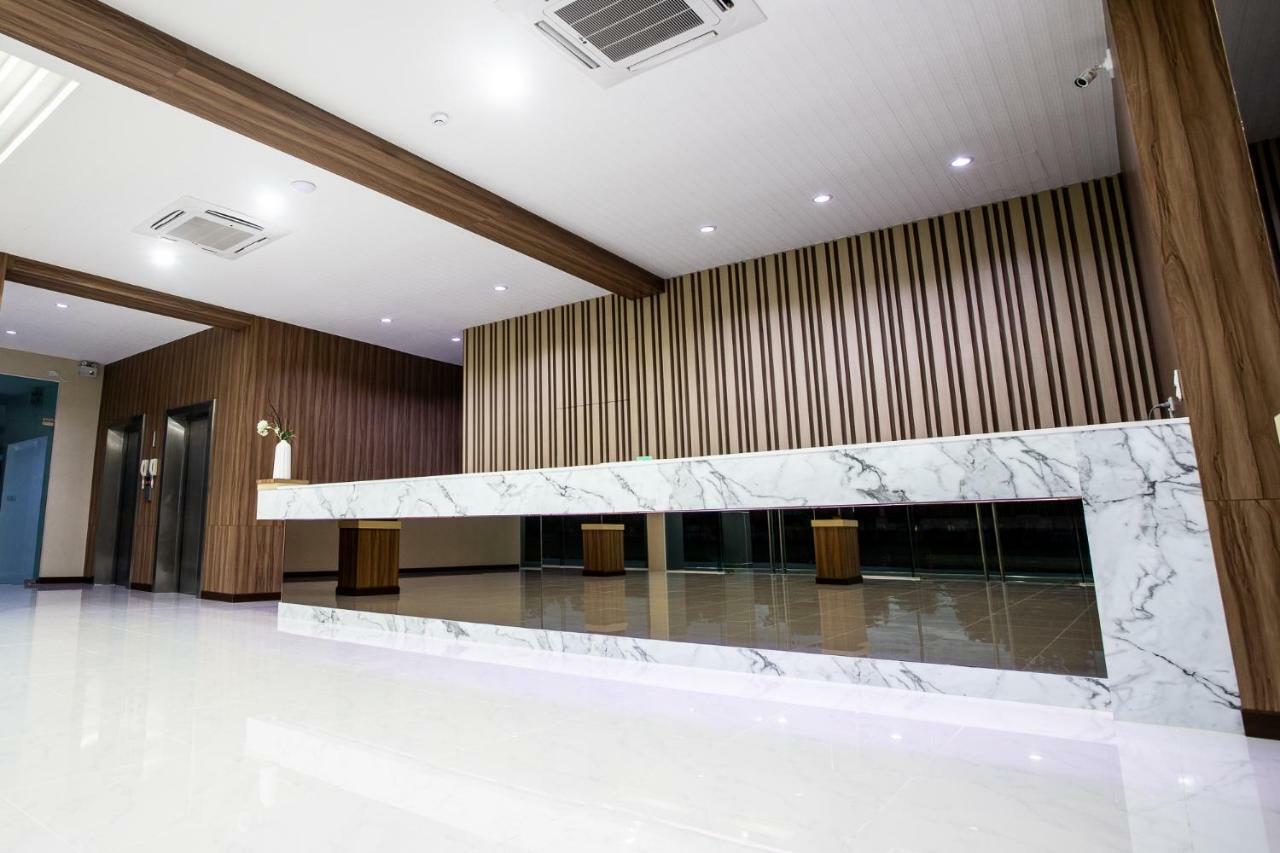 O2 Hotel Lopburi Ngoại thất bức ảnh